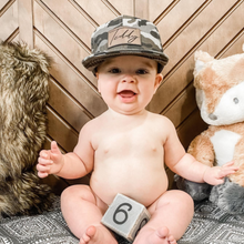 Load image into Gallery viewer, Signature Cursive Snapback (+3 fonts)