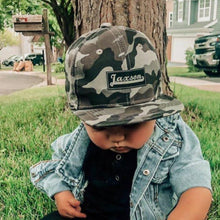 Load image into Gallery viewer, Team Spirit Snapback (+3 fonts)